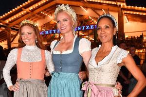 Dirndl-Trends 2024: Perfekt gestylt für das Oktoberfest in München