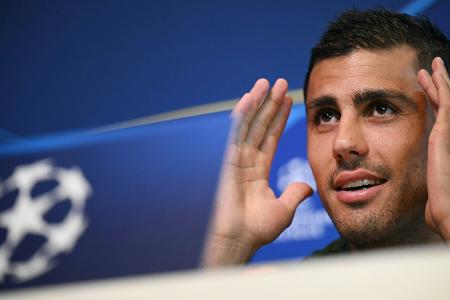 Zu viele Matches: Rodri sieht Spieler 