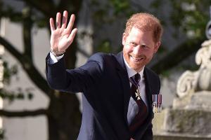 Rückkehr nach London: Prinz Harry nimmt royale Pflichten wahr