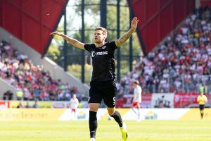 Münster gewinnt Aufsteiger-Duell in Regensburg