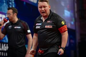 Als erster Deutscher: Schindler mit Neundarter auf TV-Bühne