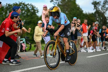 Favorit Evenepoel holt WM-Titel im Einzelzeitfahren