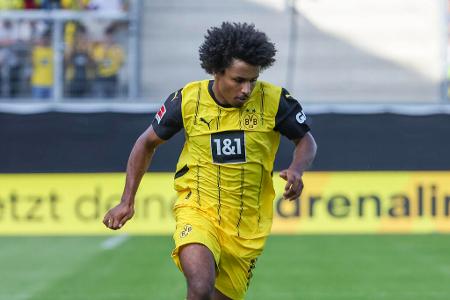 Karim Adeyemi (bis 45.) - Note: 5,0 - Wurde von Vagnoman kalt gestellt. Kam vor der Pause zu keiner einzigen überlegten Aktion in Richtung gegnerisches Tor. Wirkte in keiner Phase wie ein potenzieller Unterschiedsspieler.