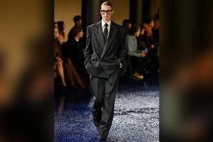 Bella Hadid kehrt nach zwei Jahren Pause auf den Laufsteg zurück