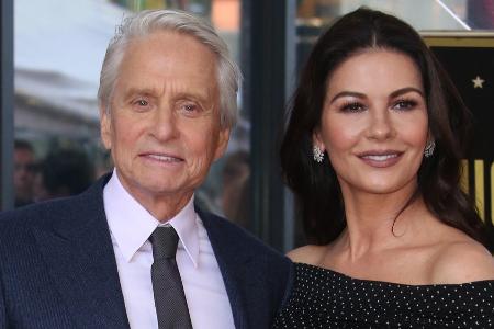 Catherine Zeta-Jones schickt Michael Douglas nackte Geburtstagsgrüße