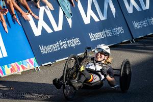 Zeyen-Giles holt Gold - Para-Team mit fünf Zeitfahr-Medaillen