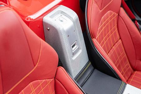 2010 Mercedes-Benz SLR McLaren Stirling Moss 75/75