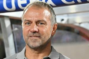 Barca-PK: Flick verteilt Hustenbonbons