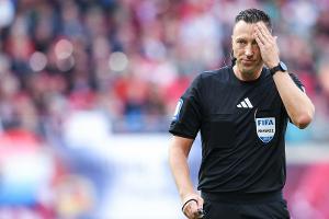 Jablonski über Gelb-Rot gegen VfB: "Das ärgert mich sehr"