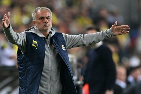 Mourinho sieht Gelb für kuriosen Laptop-Protest