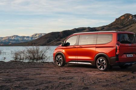 Ford E-Tourneo Custom 2023