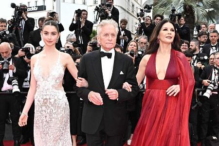 Neues Nepobaby? Carys Zeta Douglas hat ihren ersten Film gedreht