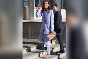 Königin Letizia von Spanien recycelt fliederfarbenes Ensemble