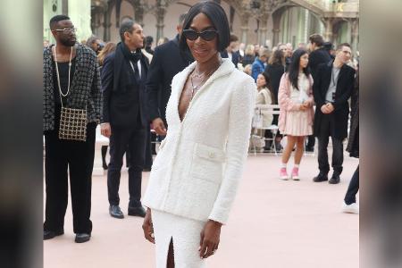 Chanel in Paris: Naomi Campbell führt namhafte Front Row an
