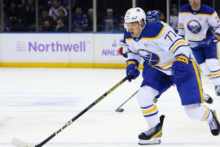 NHL: Peterka erleidet Gehirnerschütterung in Prag