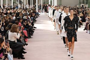 Warum warten? Diese Modetrends für 2025 wollen jetzt schon alle tragen