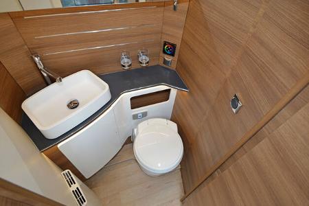 Rapido Distinction i 66 M (2025)