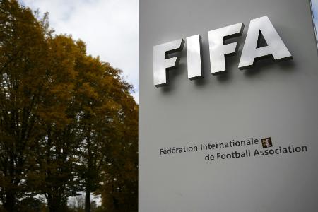 Curto nach rassistischer Äußerung für zehn Spiele gesperrt