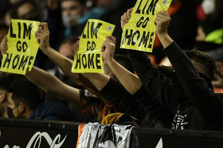 Proteste gegen Klubboss: Valencia-Fans in Singapur festgesetzt