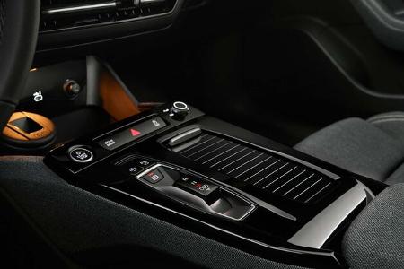 Audi A6 e-tron als Avant und Sportback auf der Premium Platform Electric (PPE).