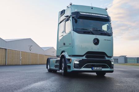 Mercedes Actros L mit Pro Cabin 2024
