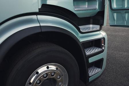 Mercedes Actros L mit Pro Cabin 2024