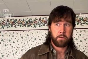 Neue Frisur: Travis Kelce trägt plötzlich Vokuhila