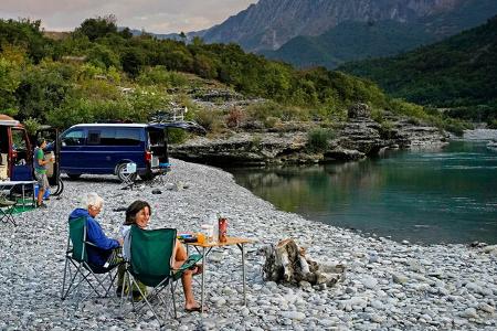 Albanien mit dem Campingbus Wasser f