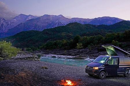 Albanien mit dem Campingbus Lagerfeuer f