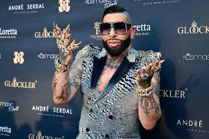 Zweite Staffel "Herr Glööckler sucht das Glück" kommt im November