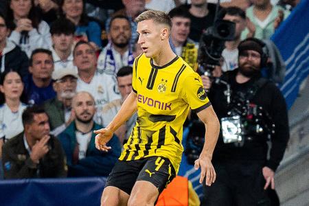 Nico Schlotterbeck - Note: 4,0 - Setzte viele wichtige Tacklings und hatte insgesamt starke Zweikampfwerte. Verteidigte eigentlich auch vor den ersten beiden Gegentoren solide. Hatte aber nicht das nötige Glück. In der zeitweise überforderten BVB-Kette mit Abstand noch der beste Akteur.