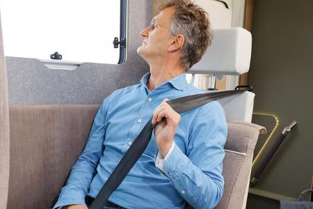 Eura Mobil Integra Line GT, Zusatz Gurtplatz, Wohnmobil