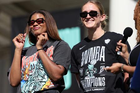 Parade in New York: Fiebich und Sabally feiern WNBA-Titel