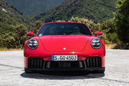 Porsche 911 GTS t-hybrid