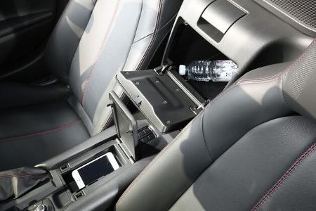 Mazda MX-5 Skyactiv-G 131, Mittelkonsole
