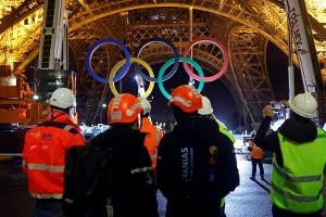 Olympische Ringe vorerst vom Eiffelturm entfernt