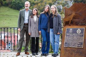 Öffentlicher Auftritt: Spanische Königsfamilie so leger wie nie