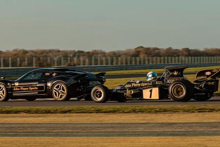 12/2021, Radford Type 62-2 mit Jenson Button auf der Rennstrecke