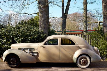 Cord 812, Seitenansicht