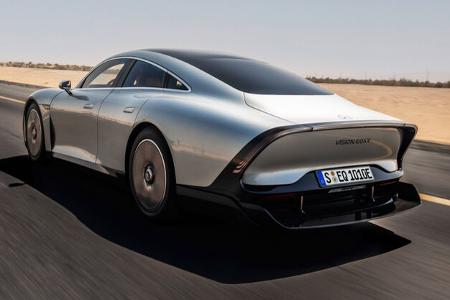 Mercedes EQXX Rekordfahrt Riad Dubai