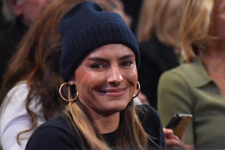 Sophia Thomalla witzelt über den Pokal von Alexander Zverev