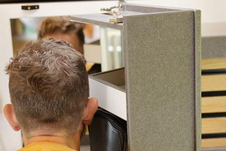 Caralife 630 L, Badschrank