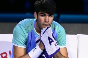 Droht ein Rückzug? Alcaraz bricht Training in Turin ab