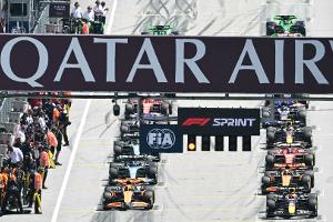 Jubiläums-Saison: Formel-1-Teams enthüllen erstmals gemeinsam