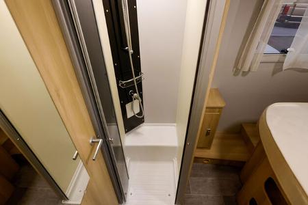 Itineo PM 740, Dusche