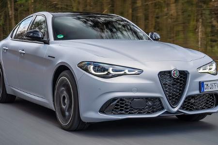 Alfa Romeo Giulia FL 2023 Außenansicht Markenbaum
