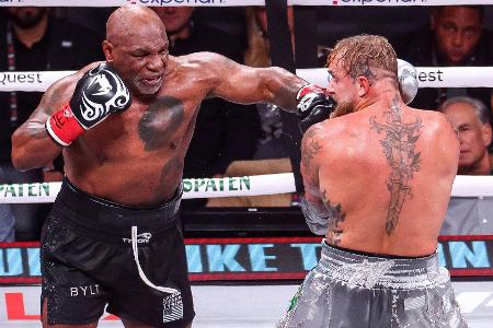 Tyson unterliegt beim Comeback klar - und will weitermachen