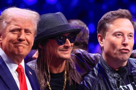 Donald Trump besucht mit Elon Musk und Kid Rock UFC-Event