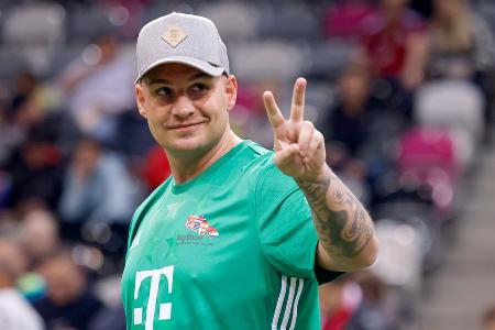 Pietro Lombardi über 