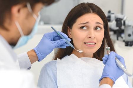 Keep smiling: Angst vorm Zahnarzt verstehen und loswerden